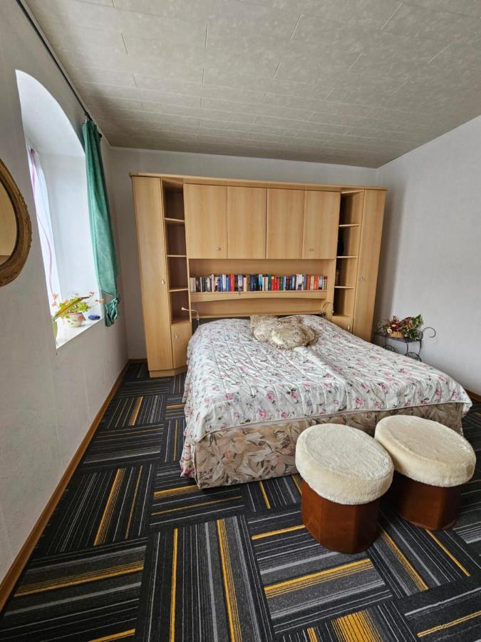 Ferienwohnung Am Wald 萨兰德特 外观 照片