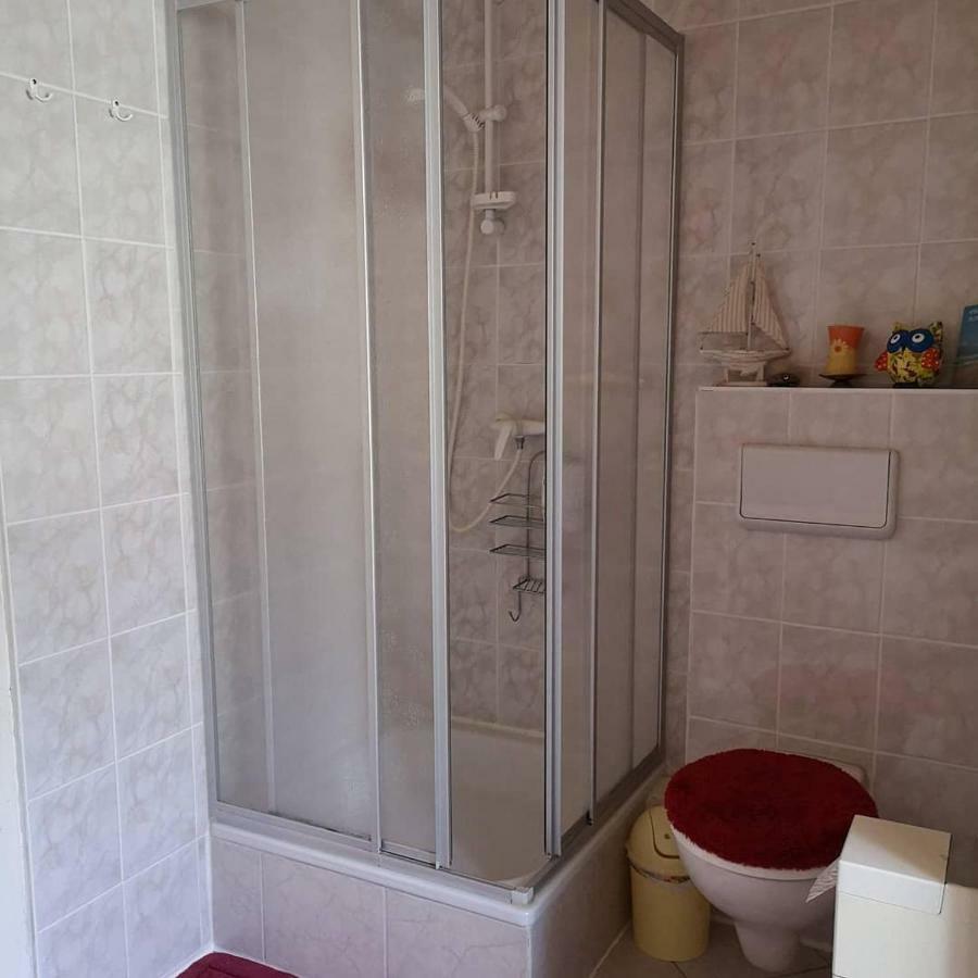 Ferienwohnung Am Wald 萨兰德特 外观 照片